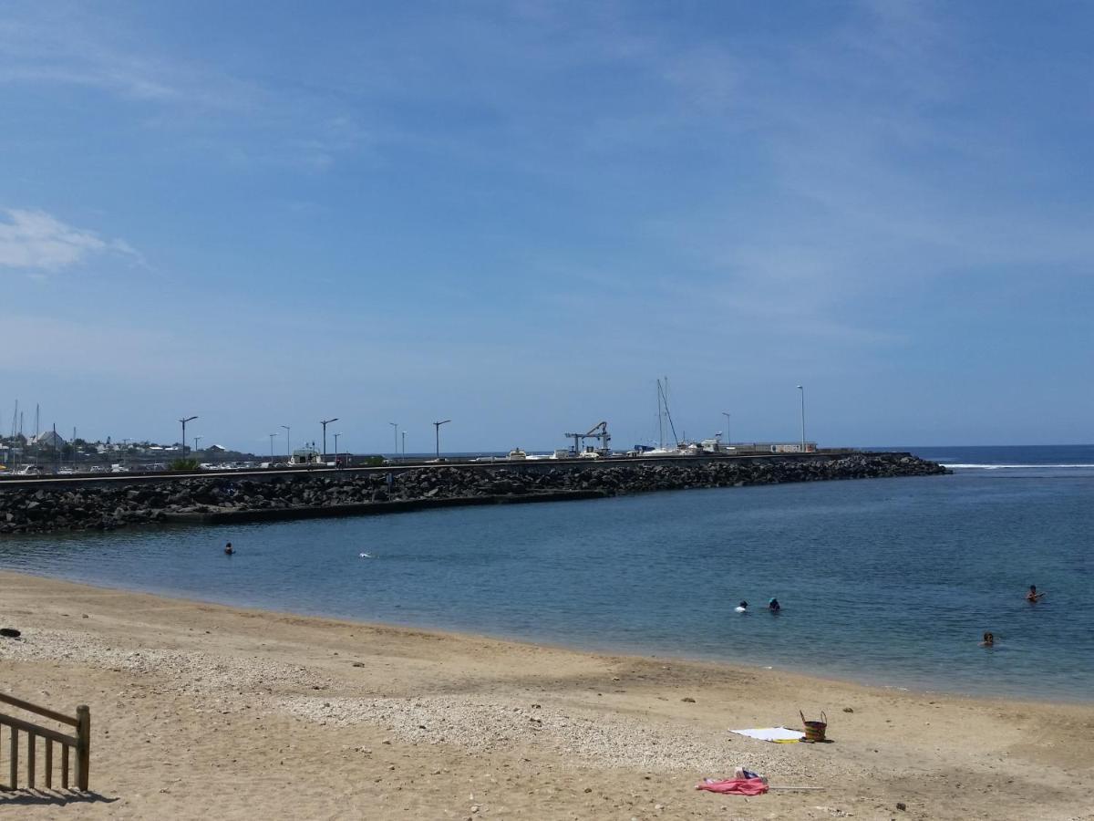 Ferienwohnung Le Voyageur A 1 Mn Du Chu Sud Terre-Sainte, Saint-Pierre Exterior foto