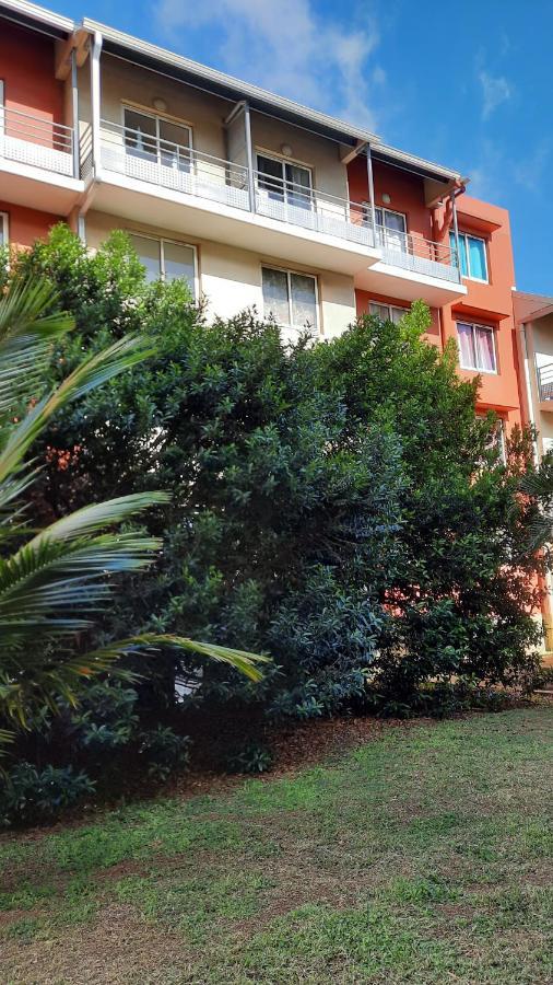 Ferienwohnung Le Voyageur A 1 Mn Du Chu Sud Terre-Sainte, Saint-Pierre Exterior foto
